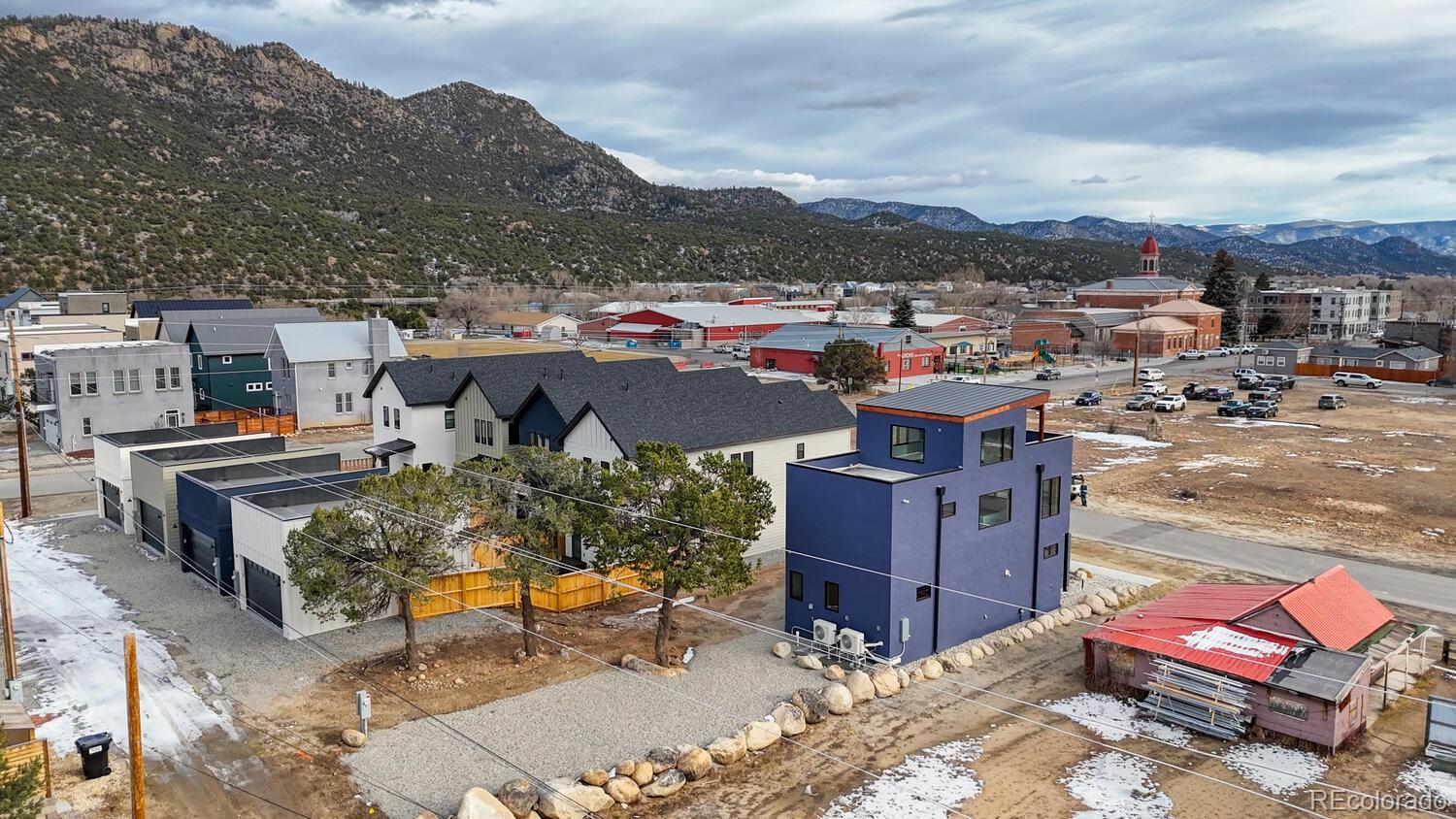 420 Pinon Street
