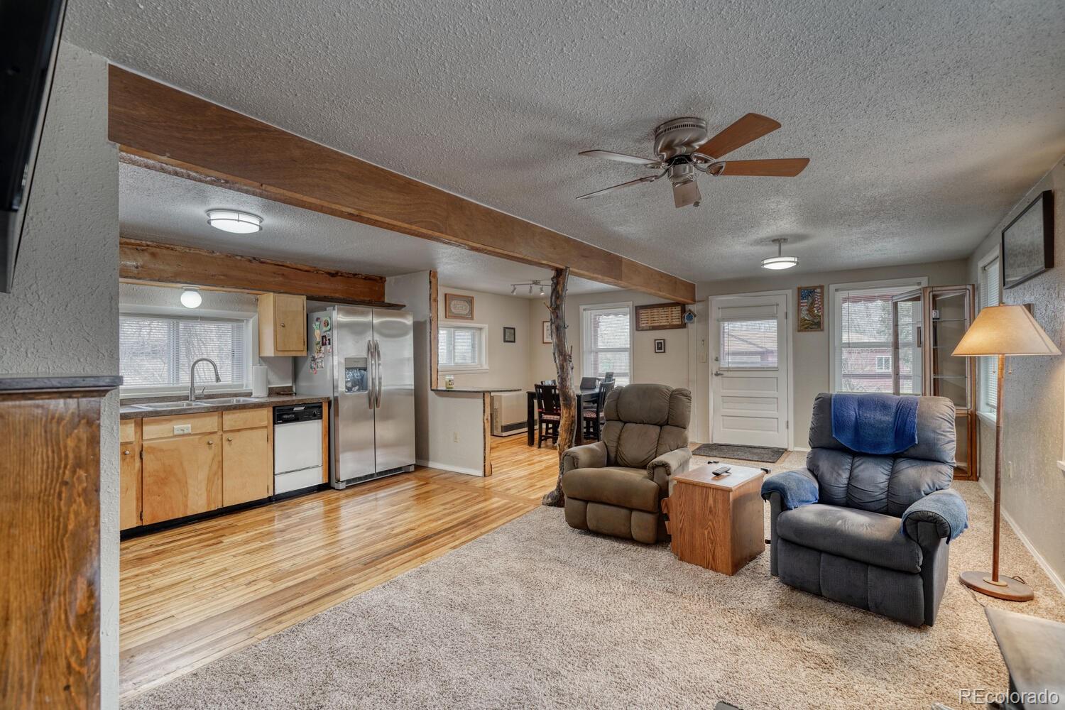 6113 US Highway 285
