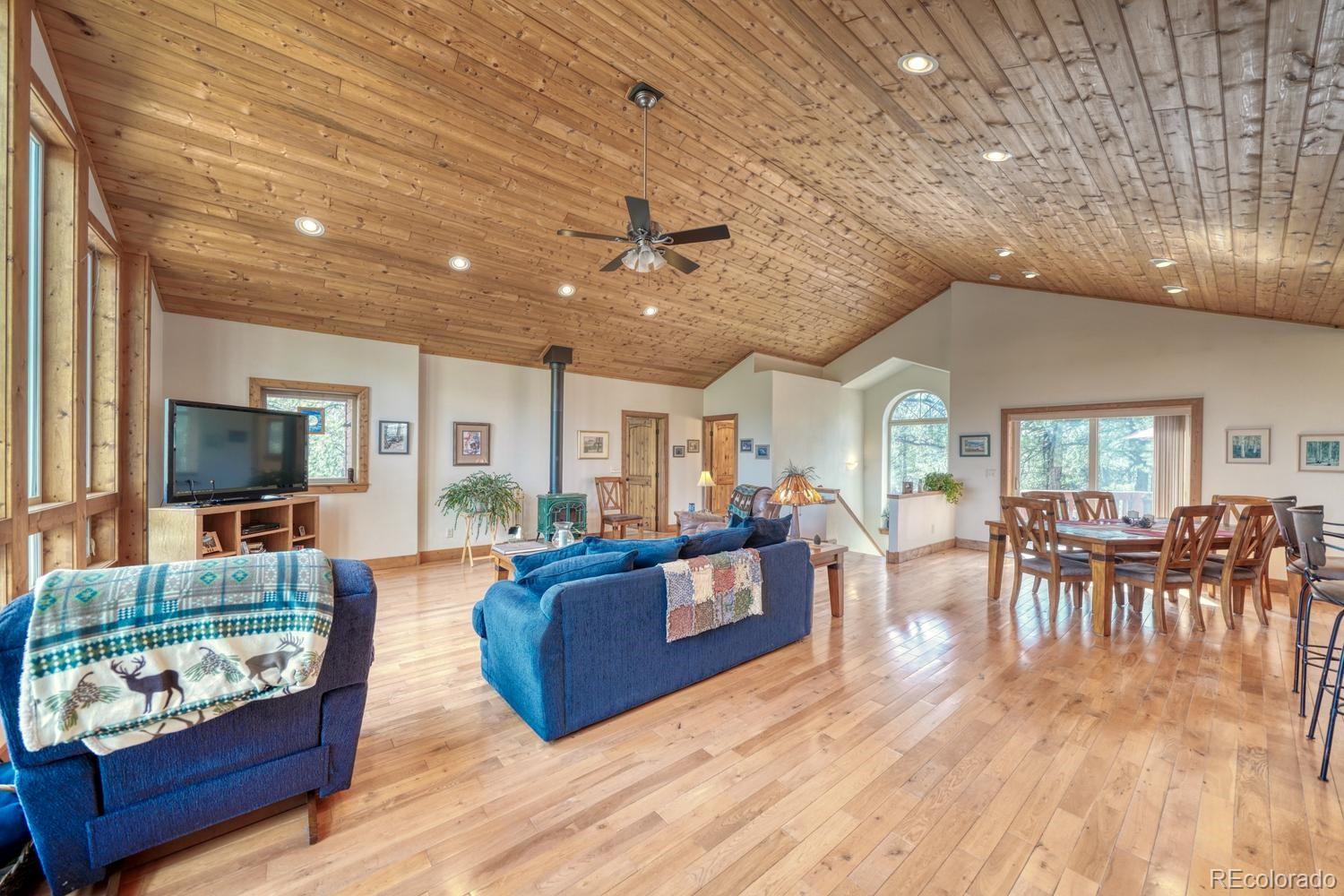 30800 West Ridge