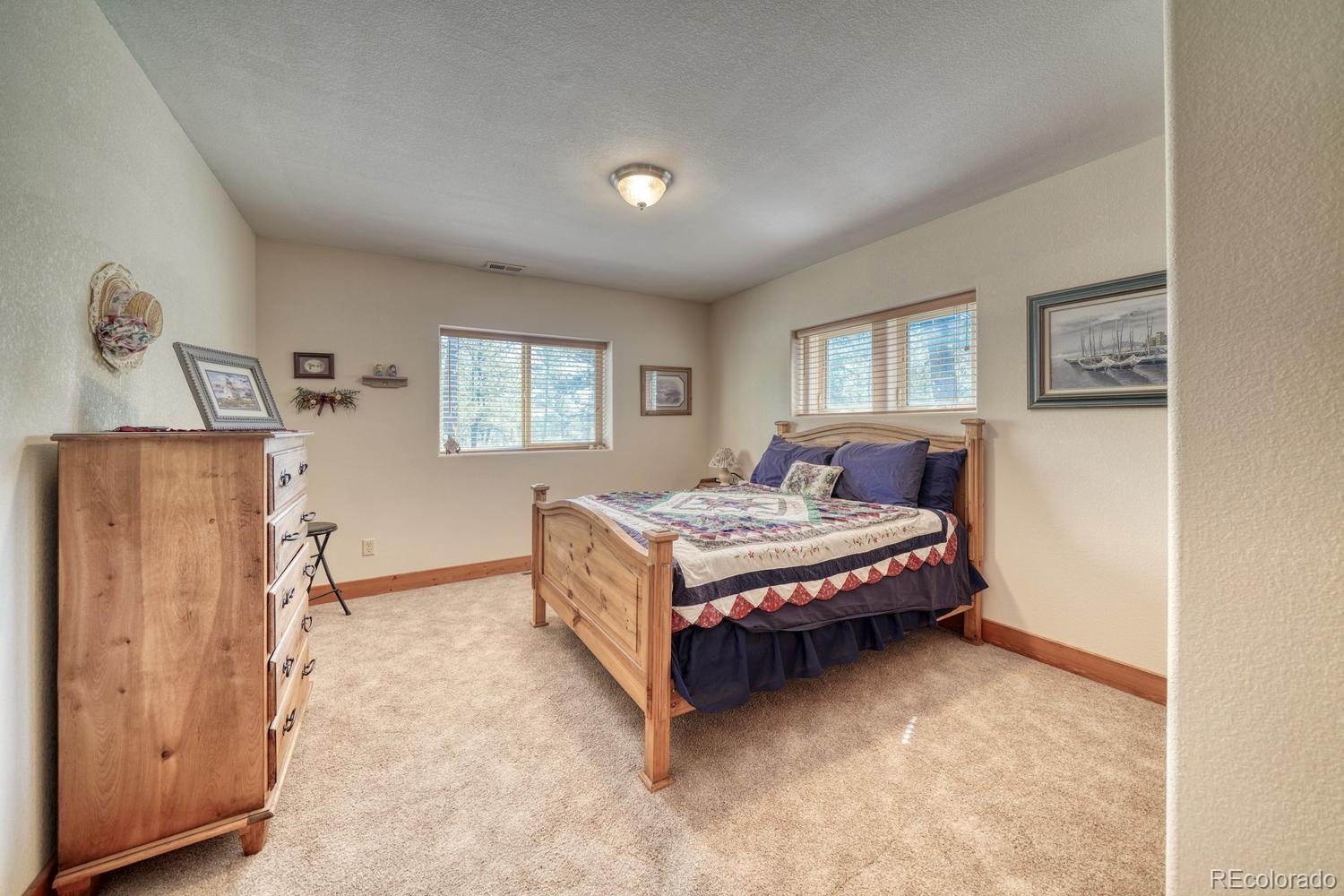 30800 West Ridge