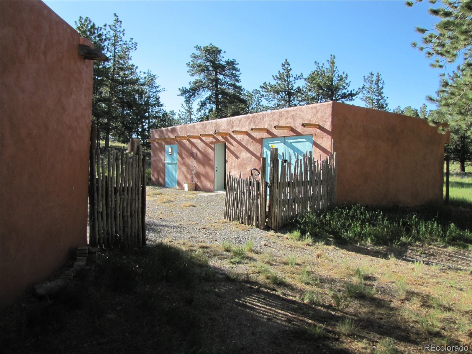 1714 Wagon Wheel Road