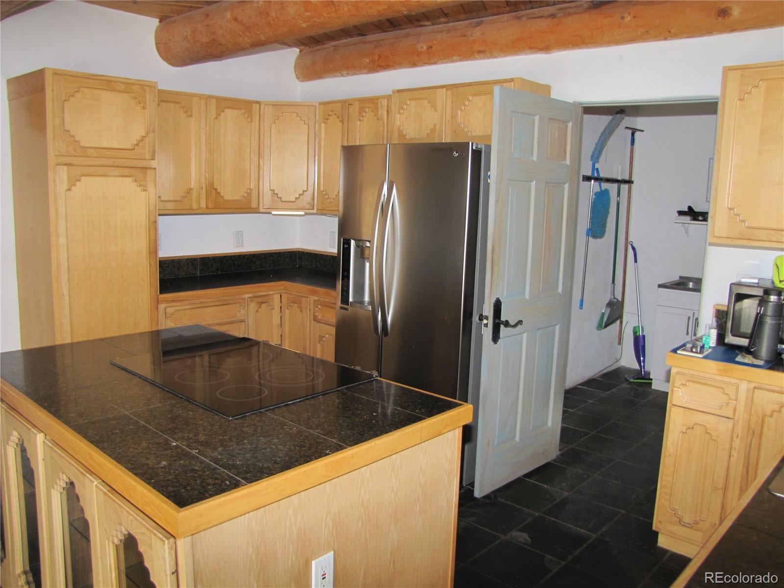 1714 Wagon Wheel Road