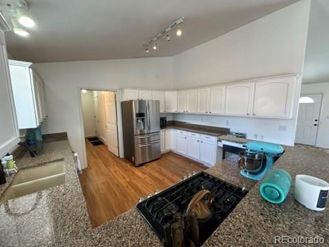 178 Larissa Lane
