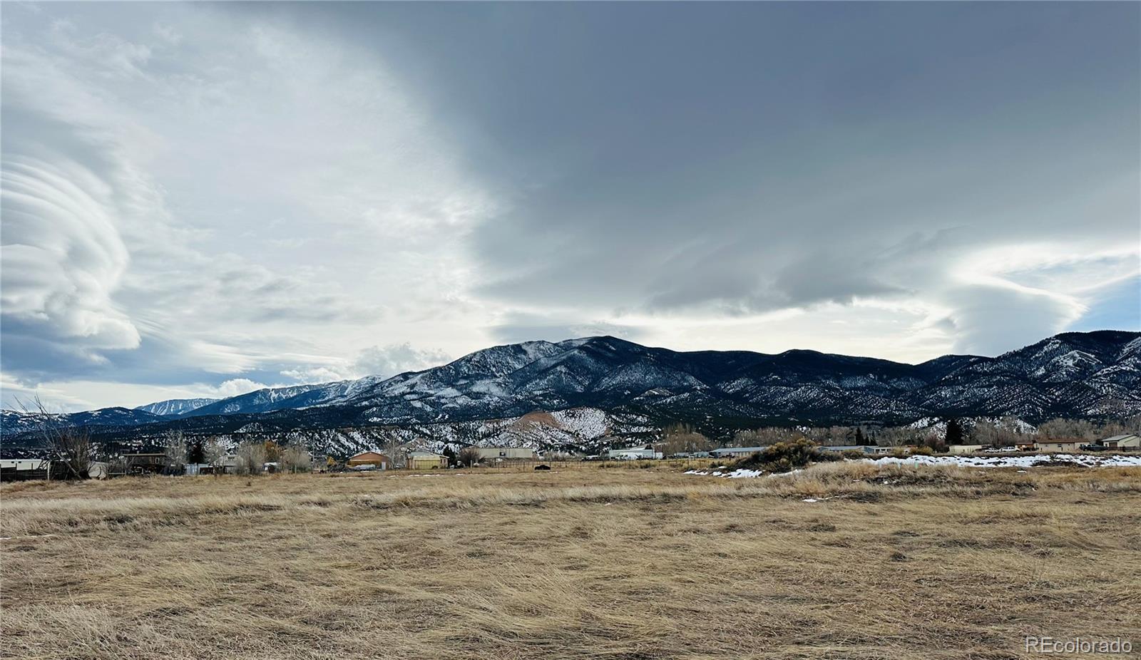 7690 Meadowlark Lane