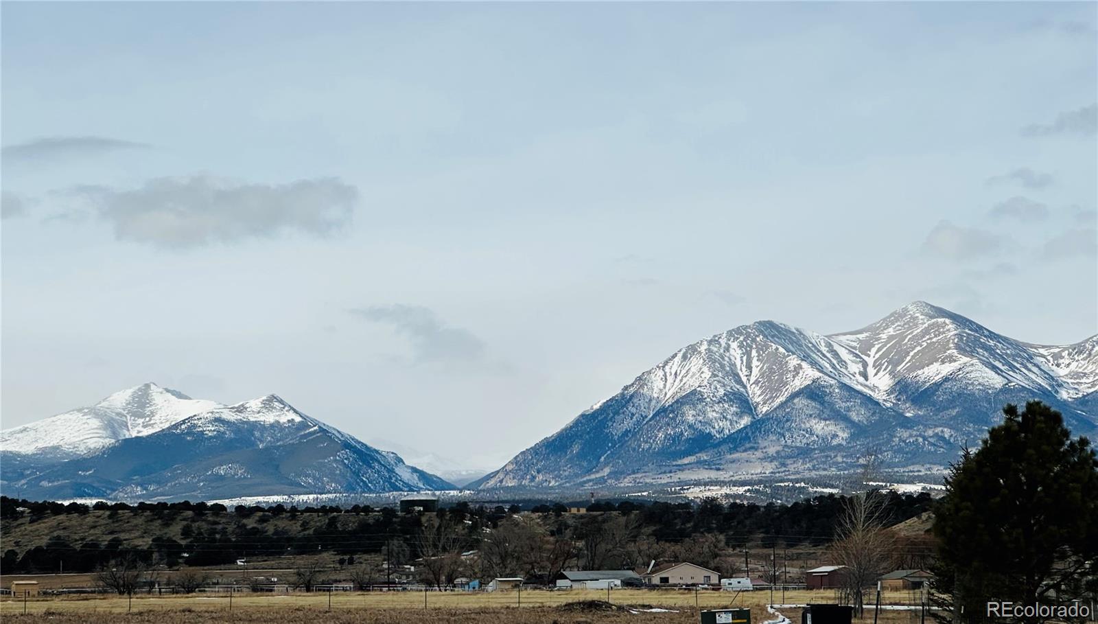 7690 Meadowlark Lane