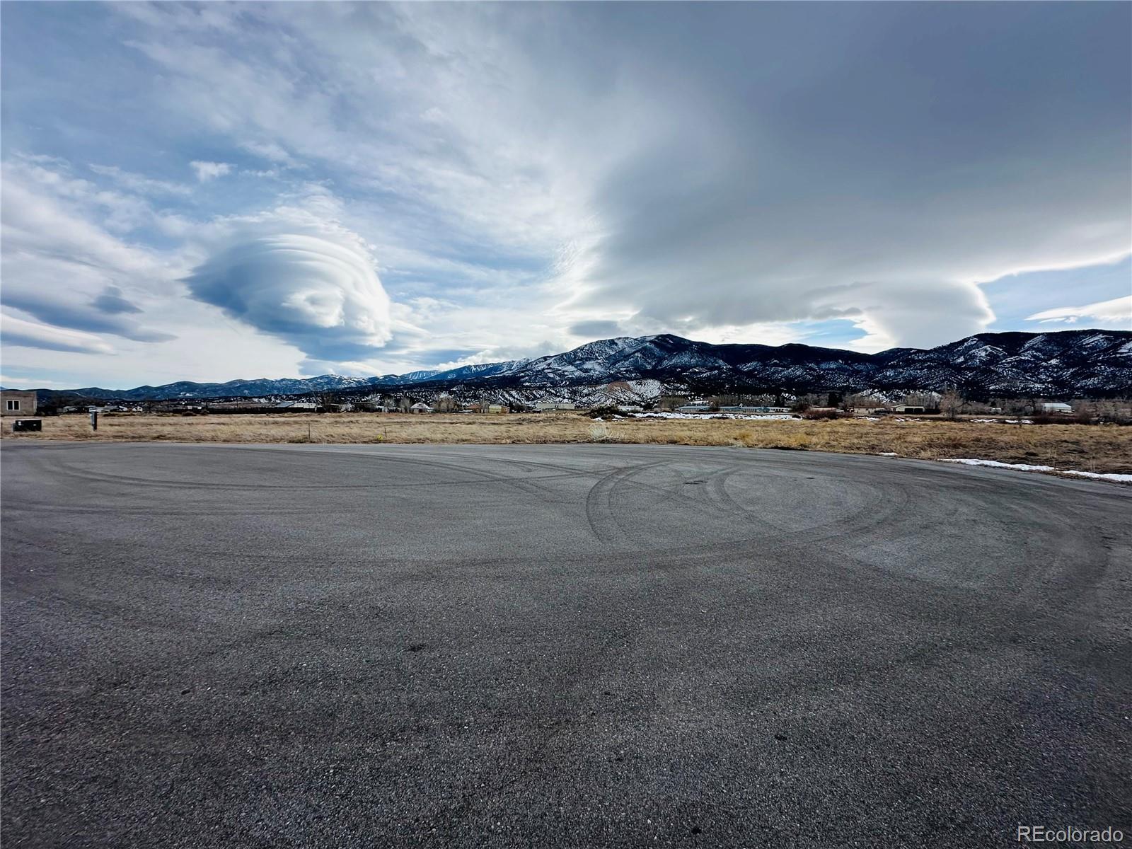 7690 Meadowlark Lane