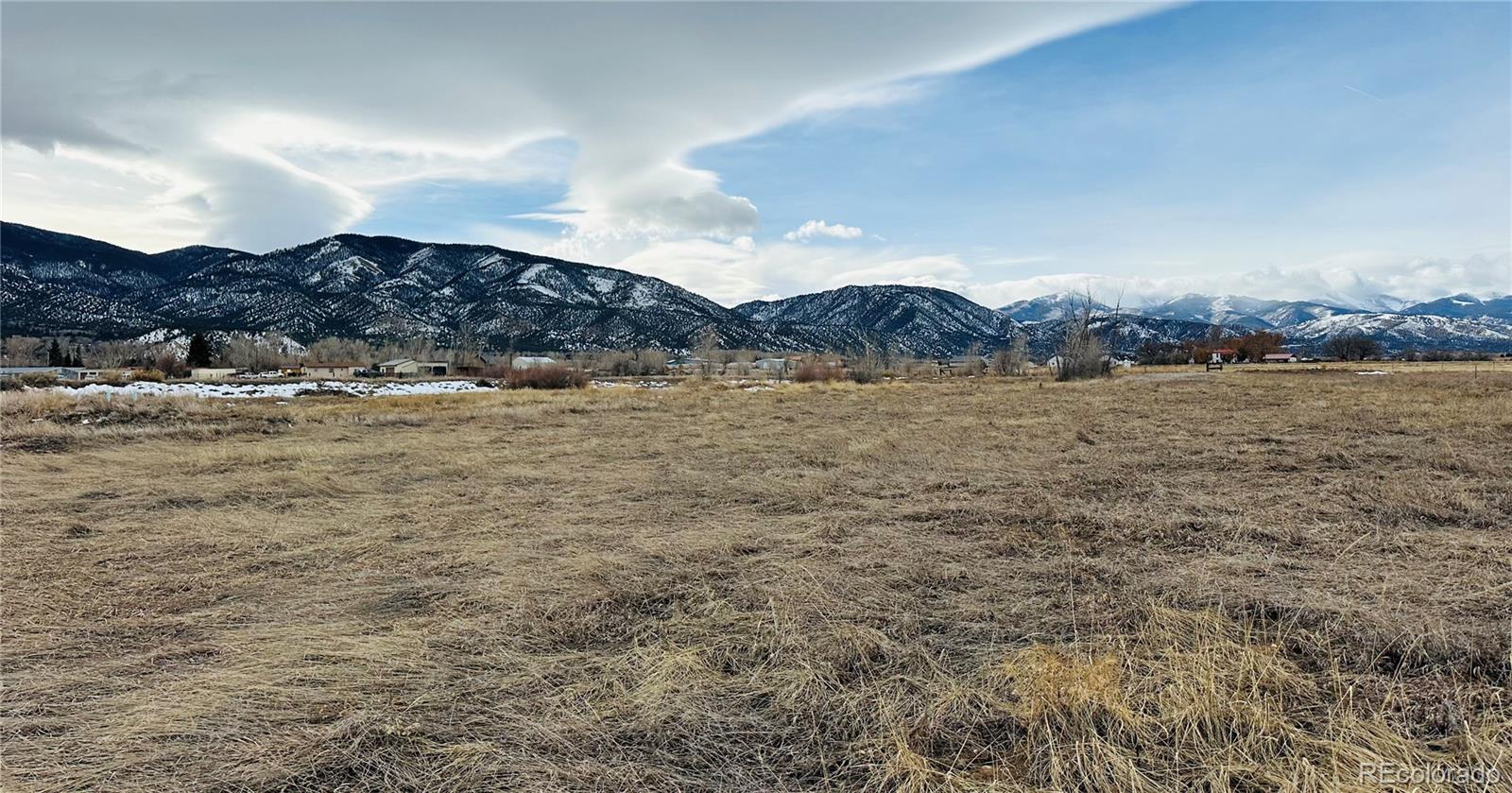 7690 Meadowlark Lane