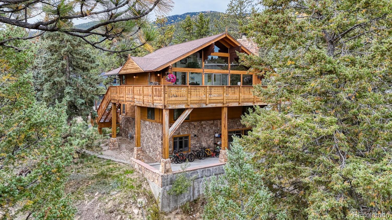 18525 Via Ponderosa Drive