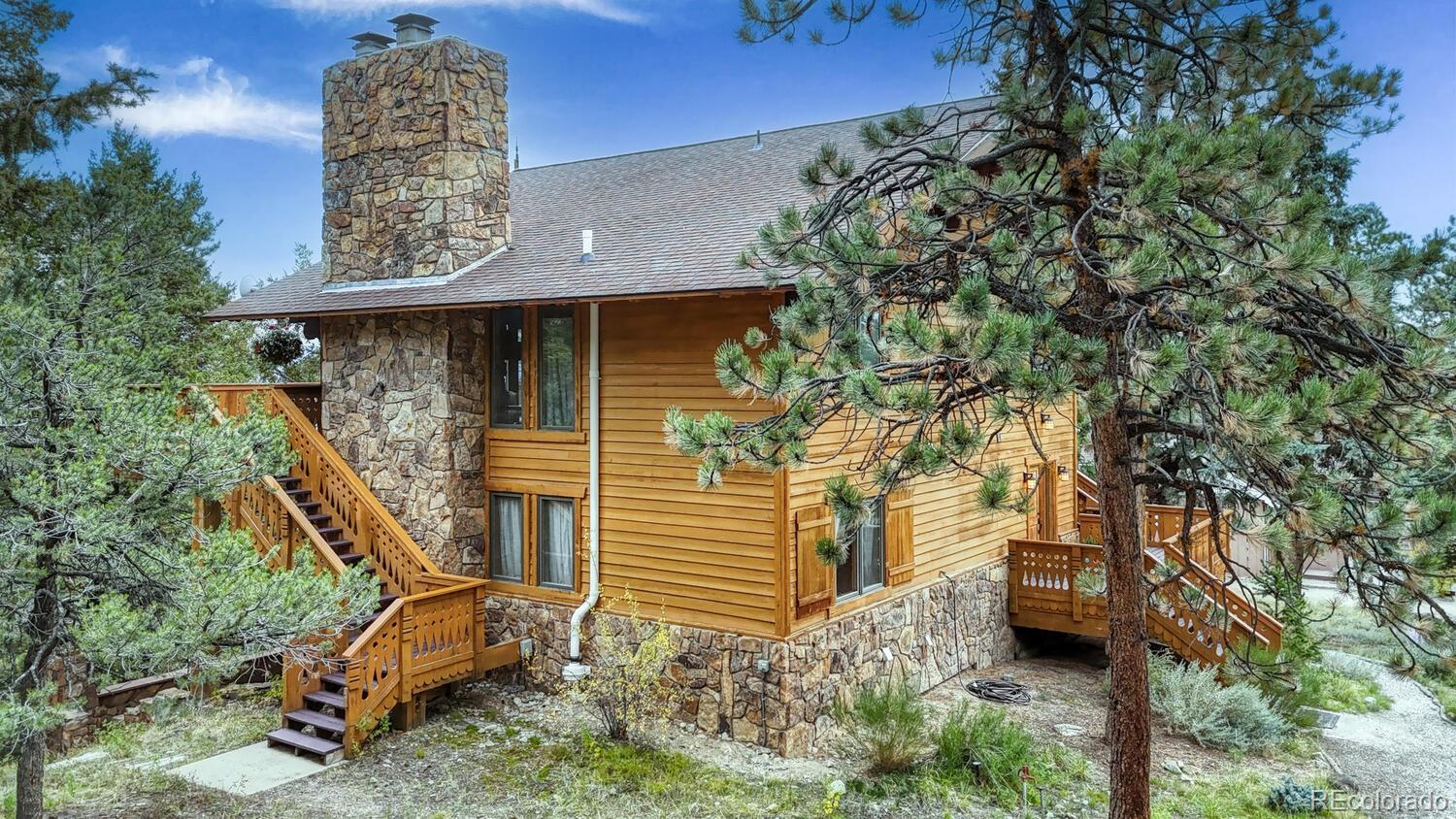 18525 Via Ponderosa Drive