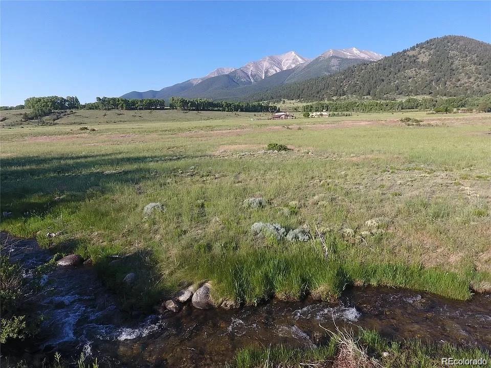 17060 Wolfe Trail