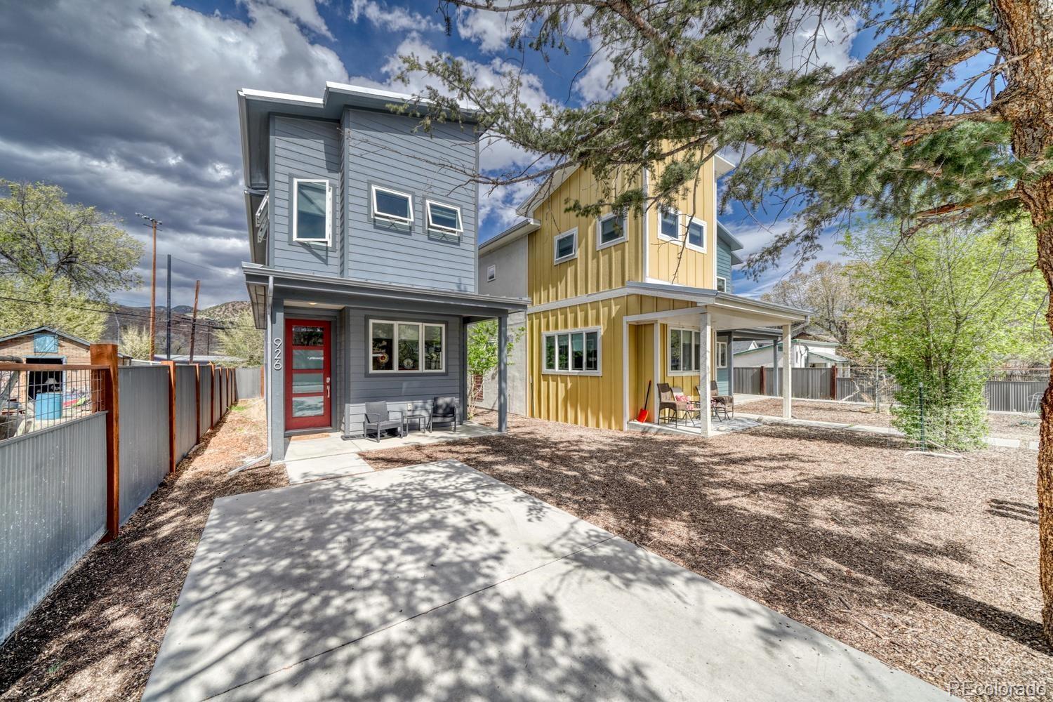 926 W Second Street
