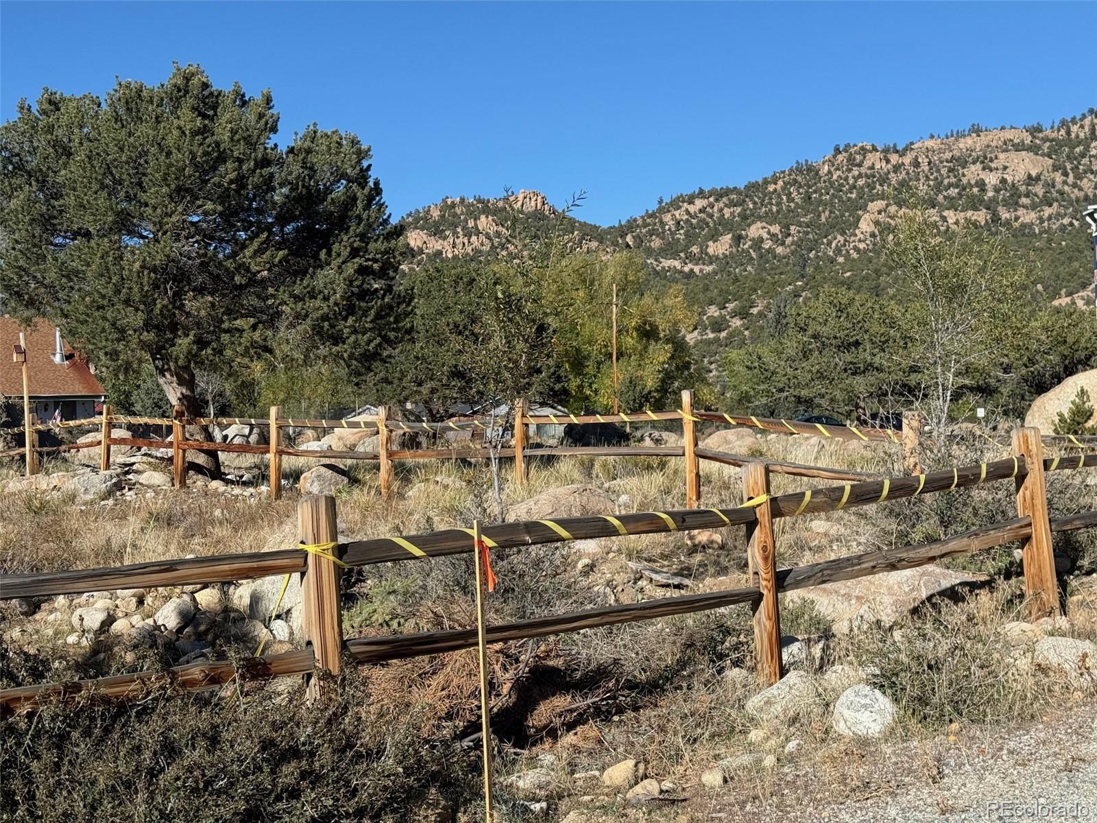 715 E Arkansas Street