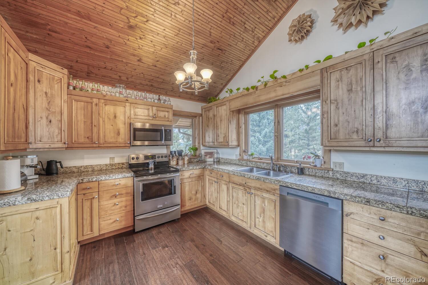 18525 Via Ponderosa Drive