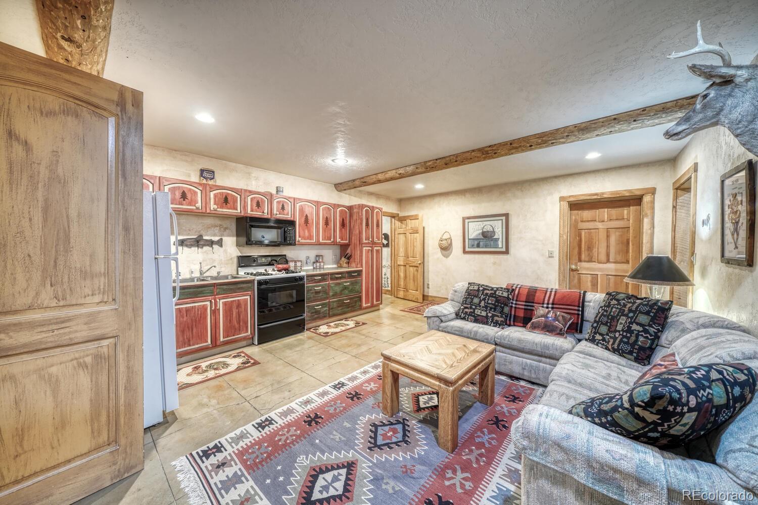 1385 County Road 24