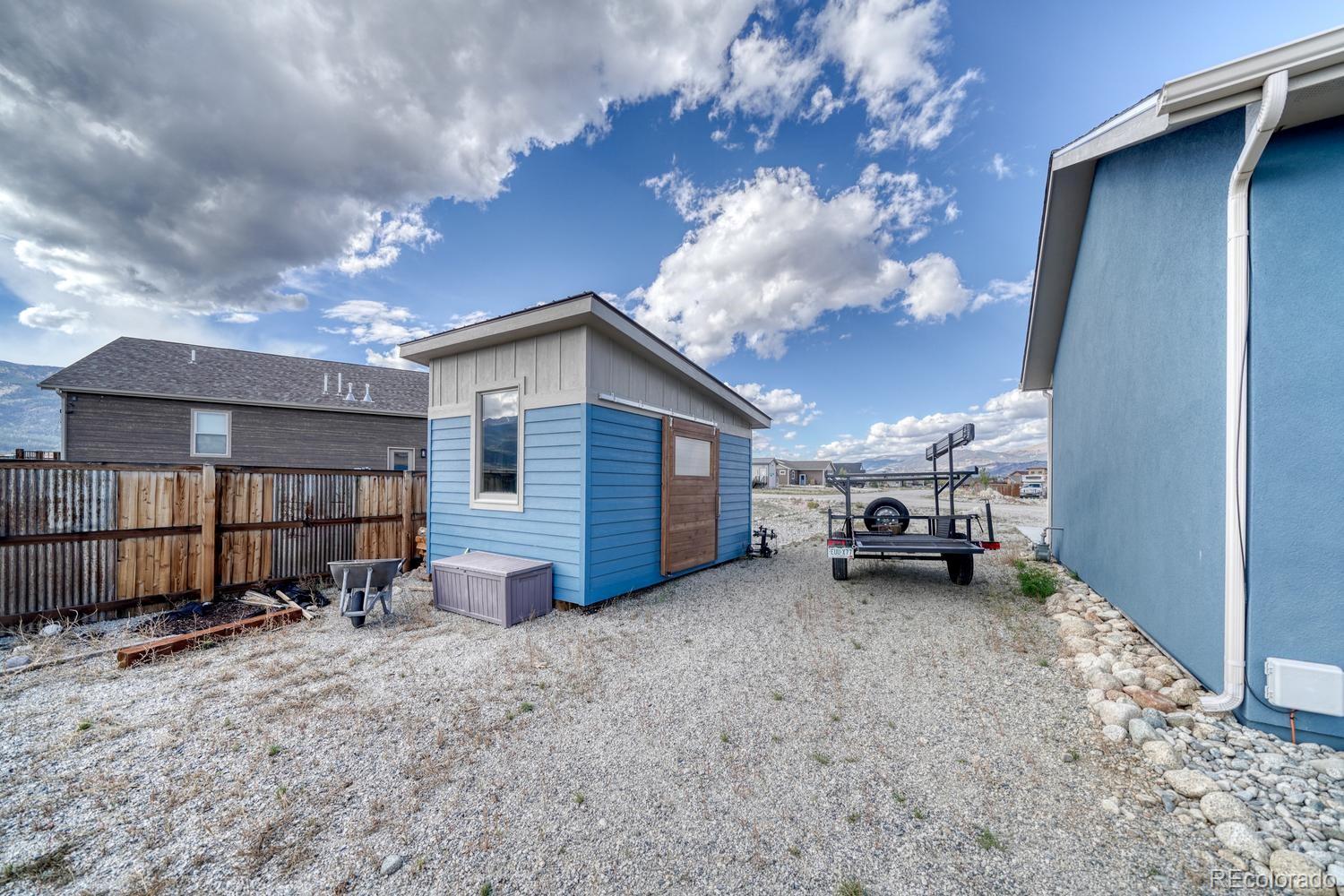 15669 Paintbrush Street