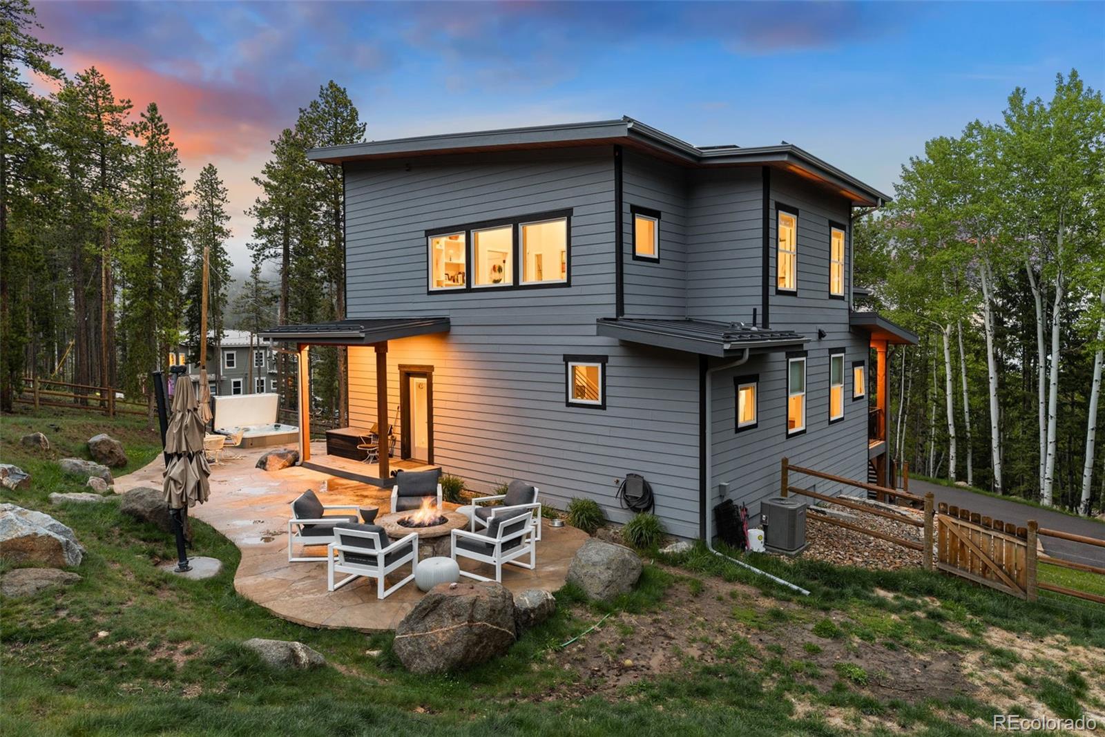 6803 Snowshoe Trail