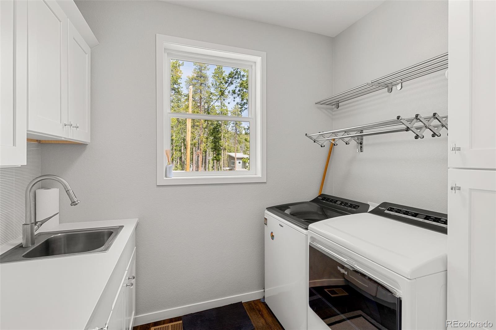 6803 Snowshoe Trail