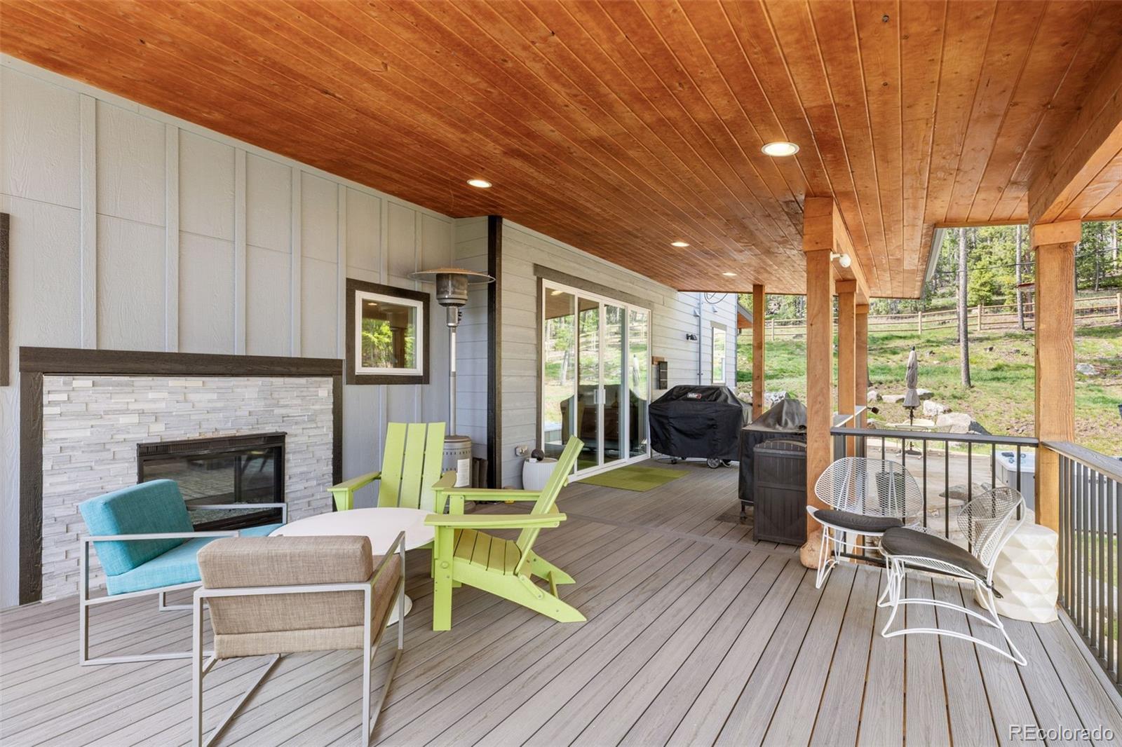 6803 Snowshoe Trail