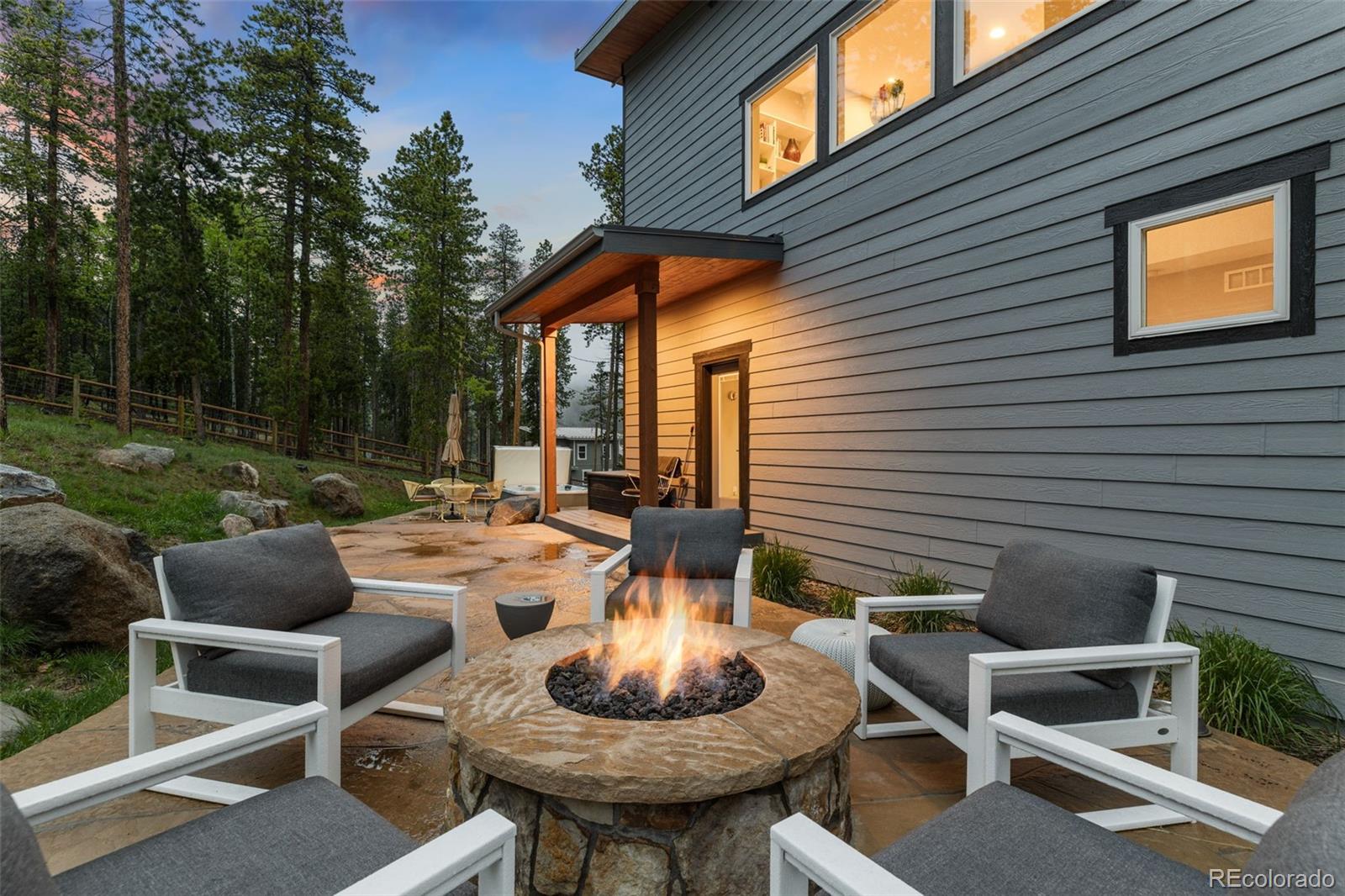 6803 Snowshoe Trail