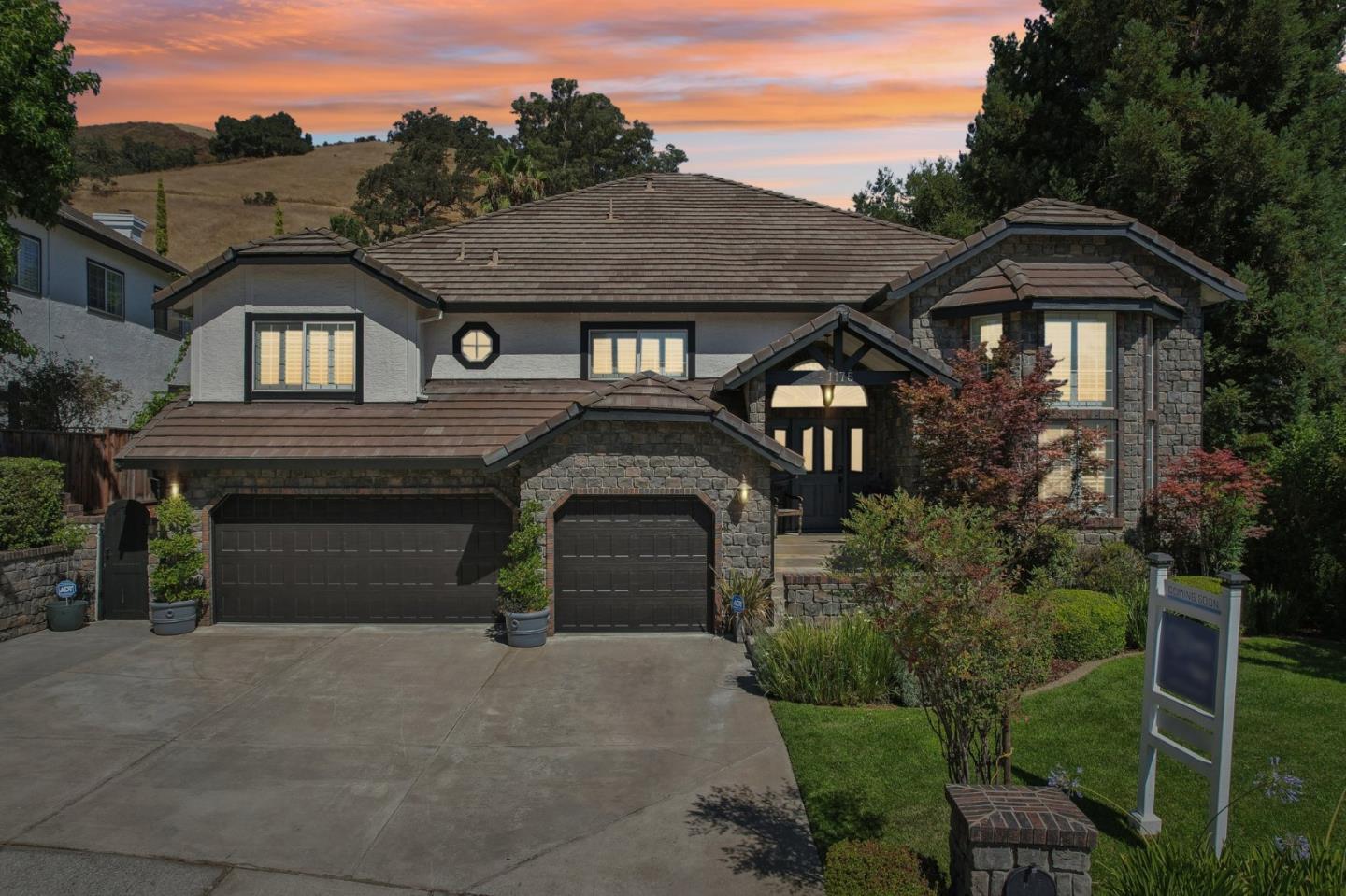 1175 Appian WAY