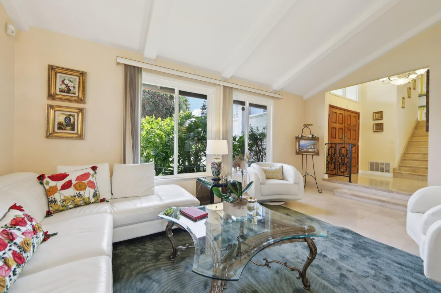 5459 Entrada Cedros