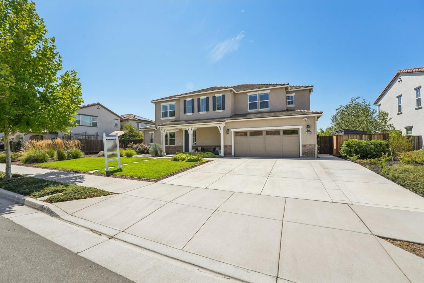 18713 White Moon Drive