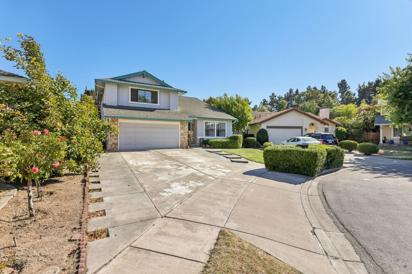 1554 Gilbert Place