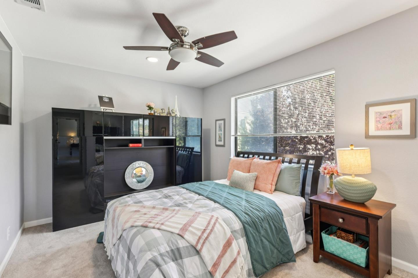1554 Gilbert Place