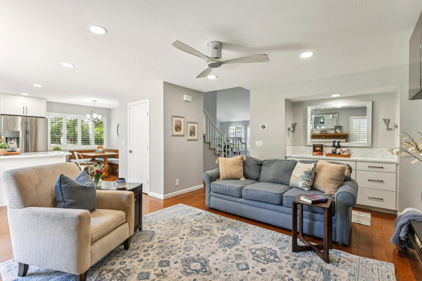 1554 Gilbert Place