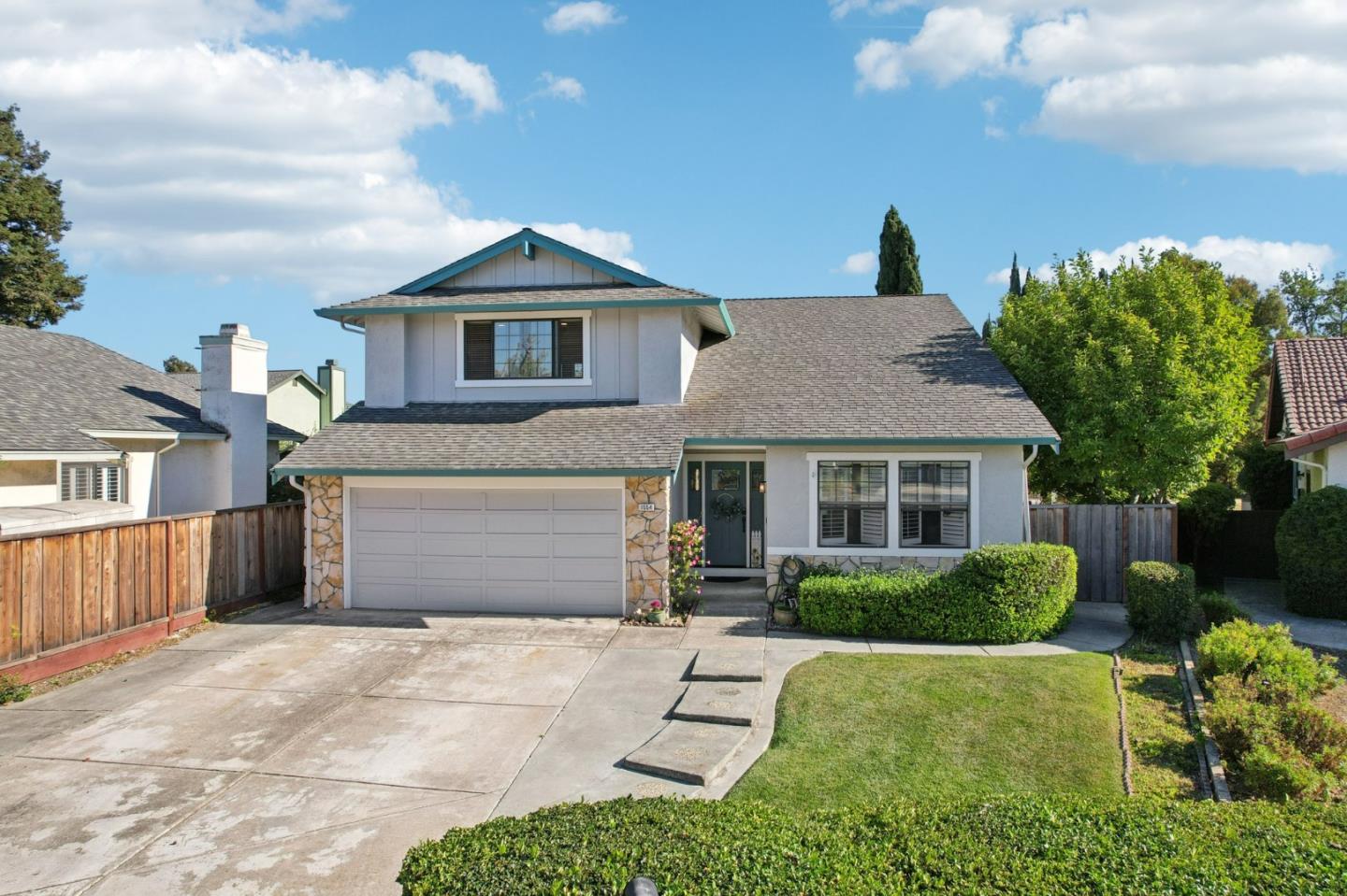 1554 Gilbert Place