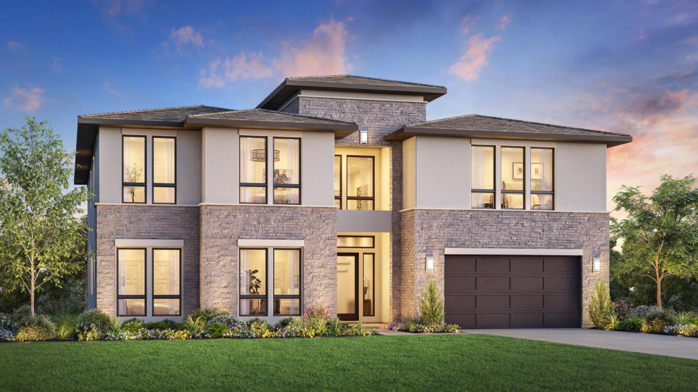 2050 Via Santa Elena