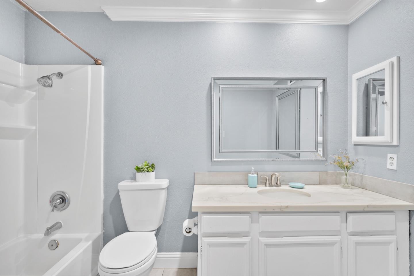 16700 Fountain Avenue