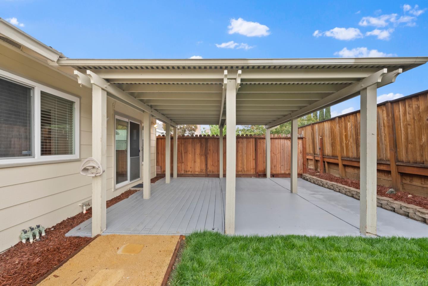 16700 Fountain Avenue