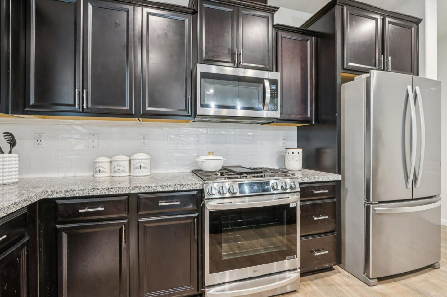 19307 Stonehenge Lane