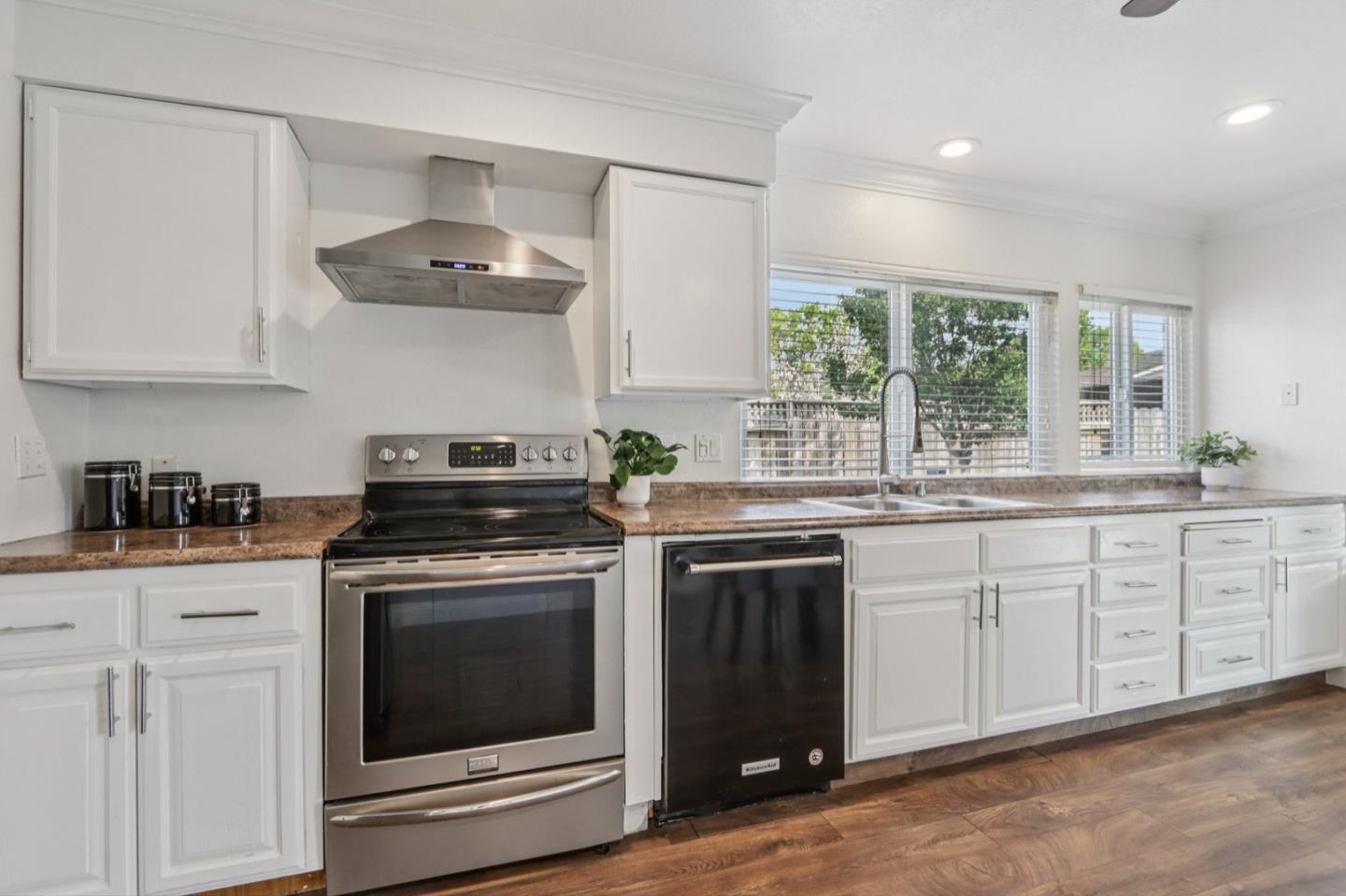 16700 Fountain Avenue