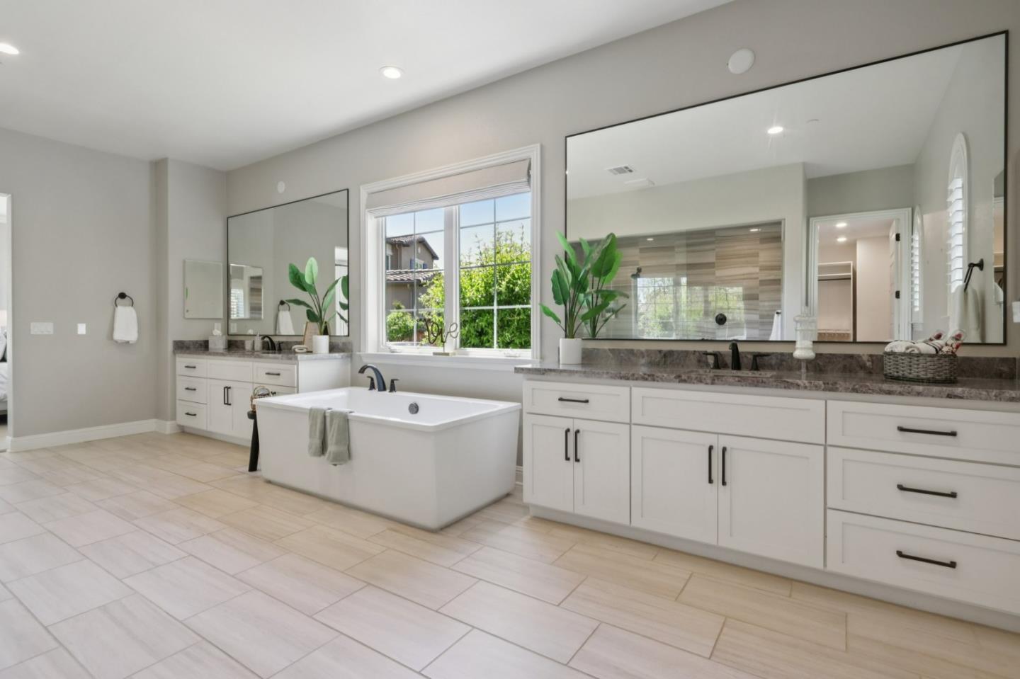 18600 Corte Arcangel