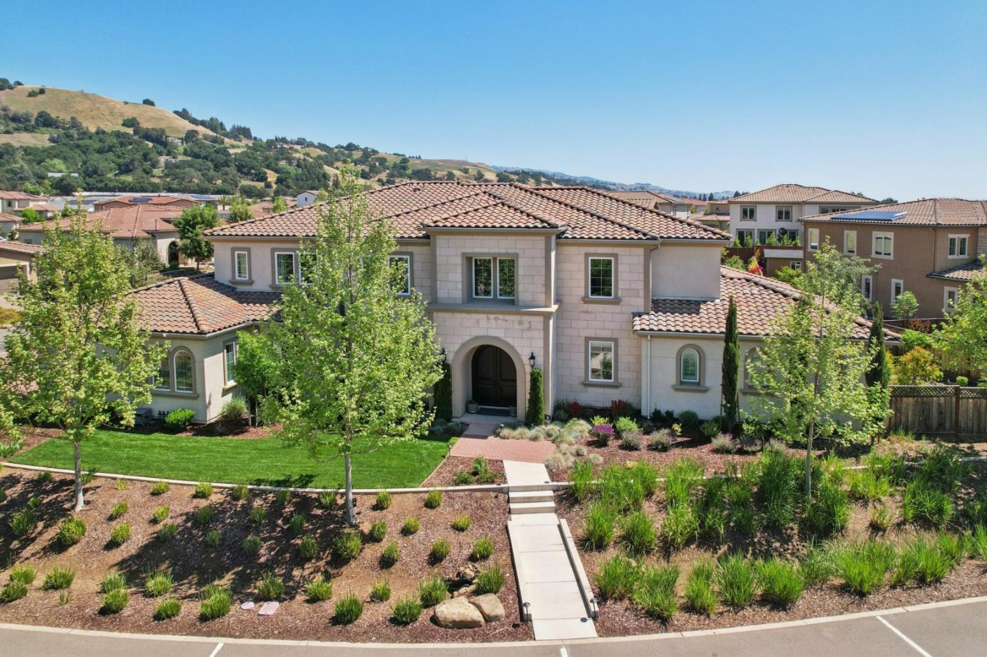 18600 Corte Arcangel