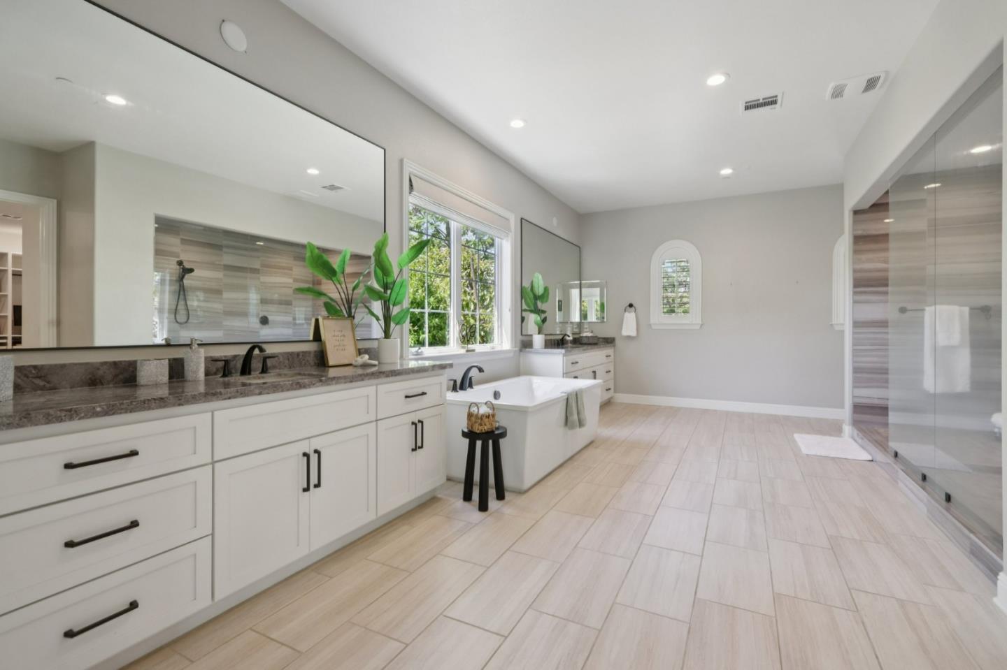 18600 Corte Arcangel