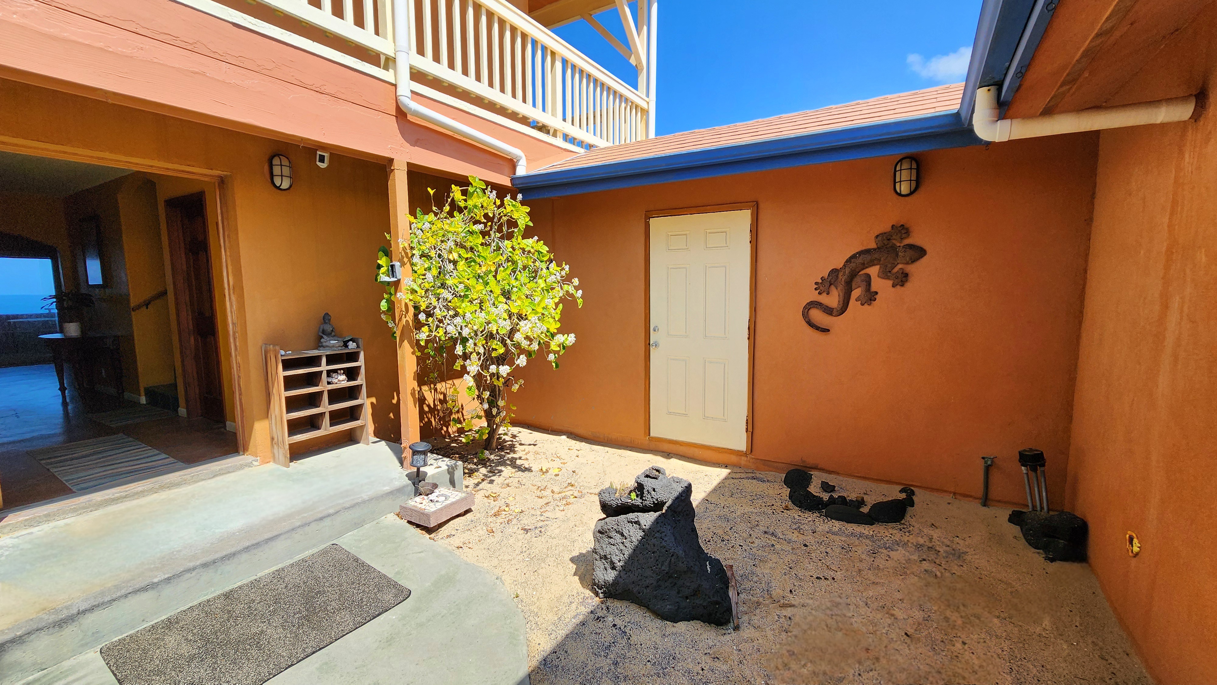 88-107 KAI AVE