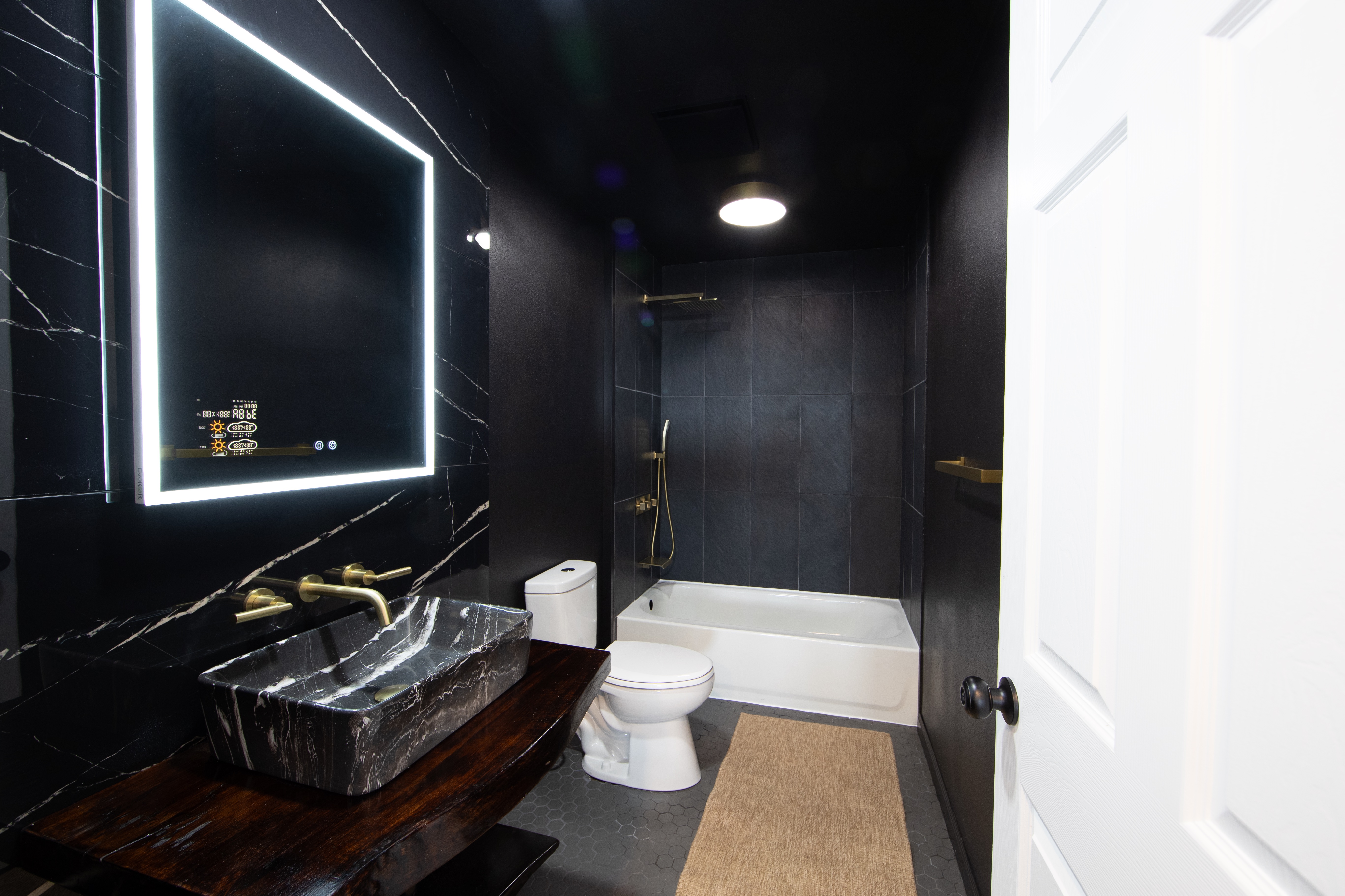 92-8943 CATAMARAN LN