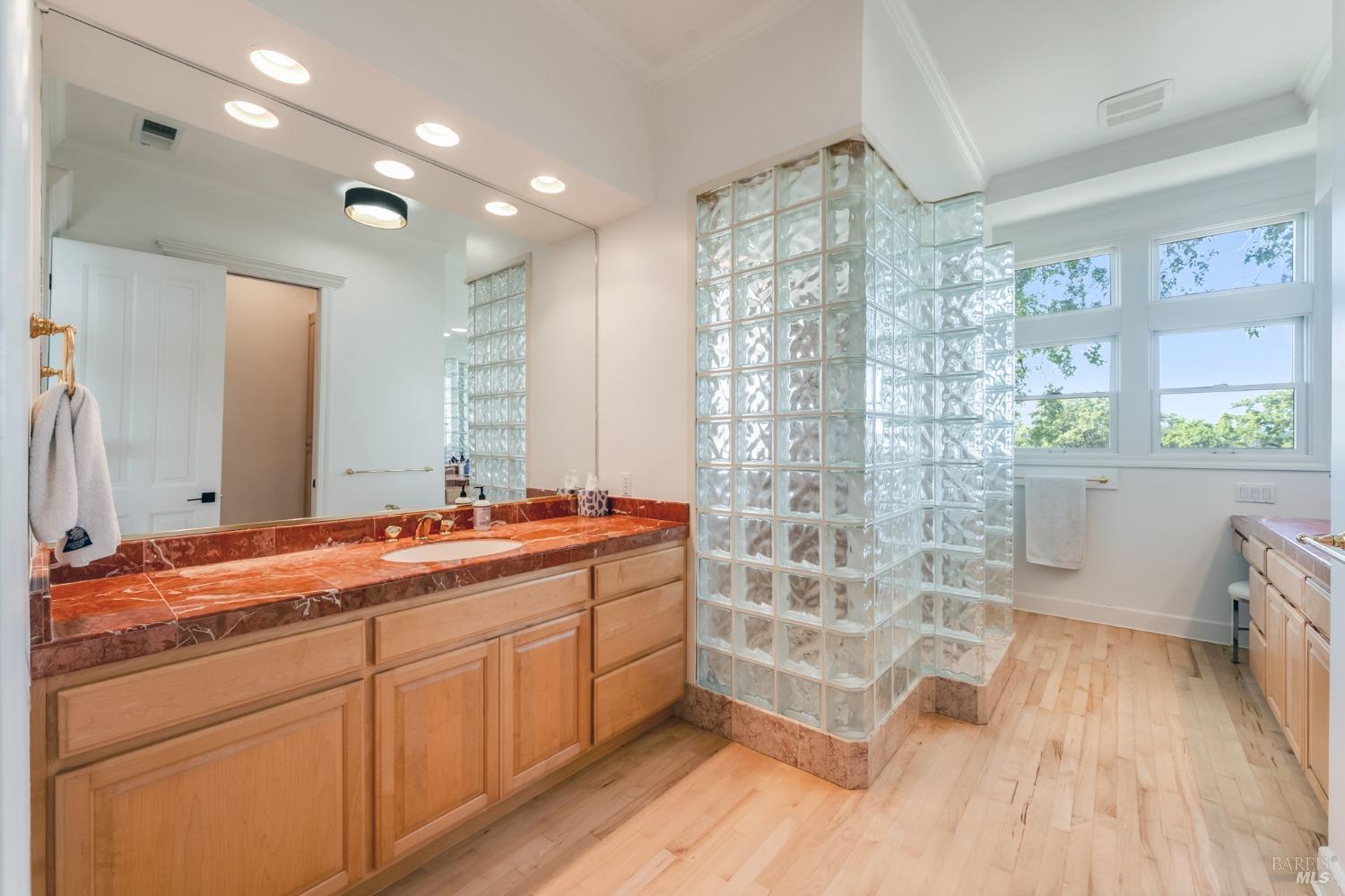 150 Old Vine Ln
