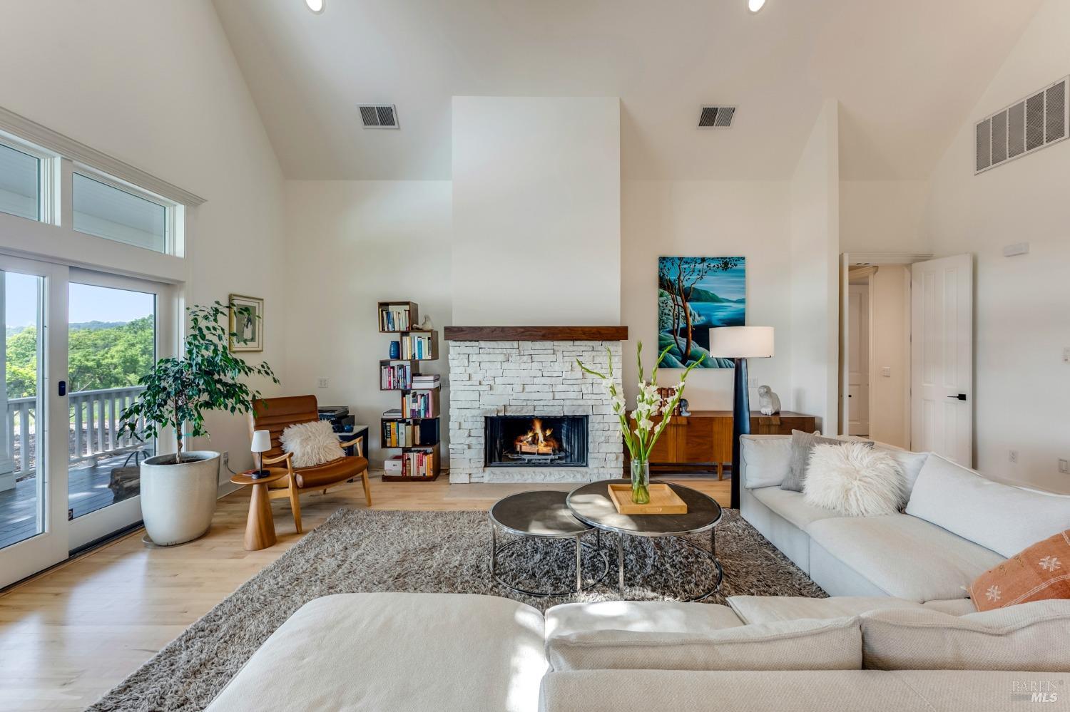 150 Old Vine Ln