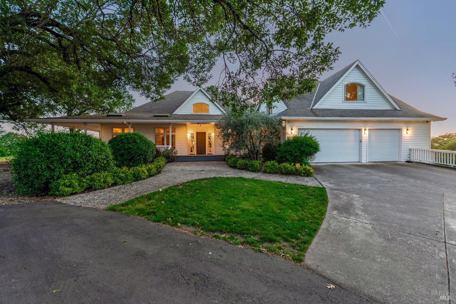 150 Old Vine Ln