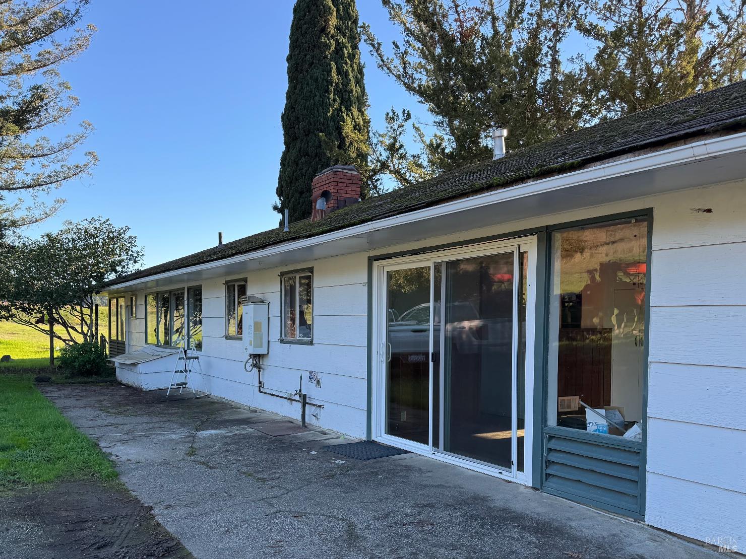 6114 Red Winery Road