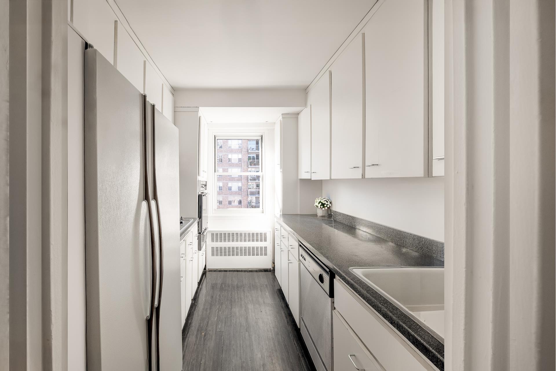 445 E 86TH Street 15H
