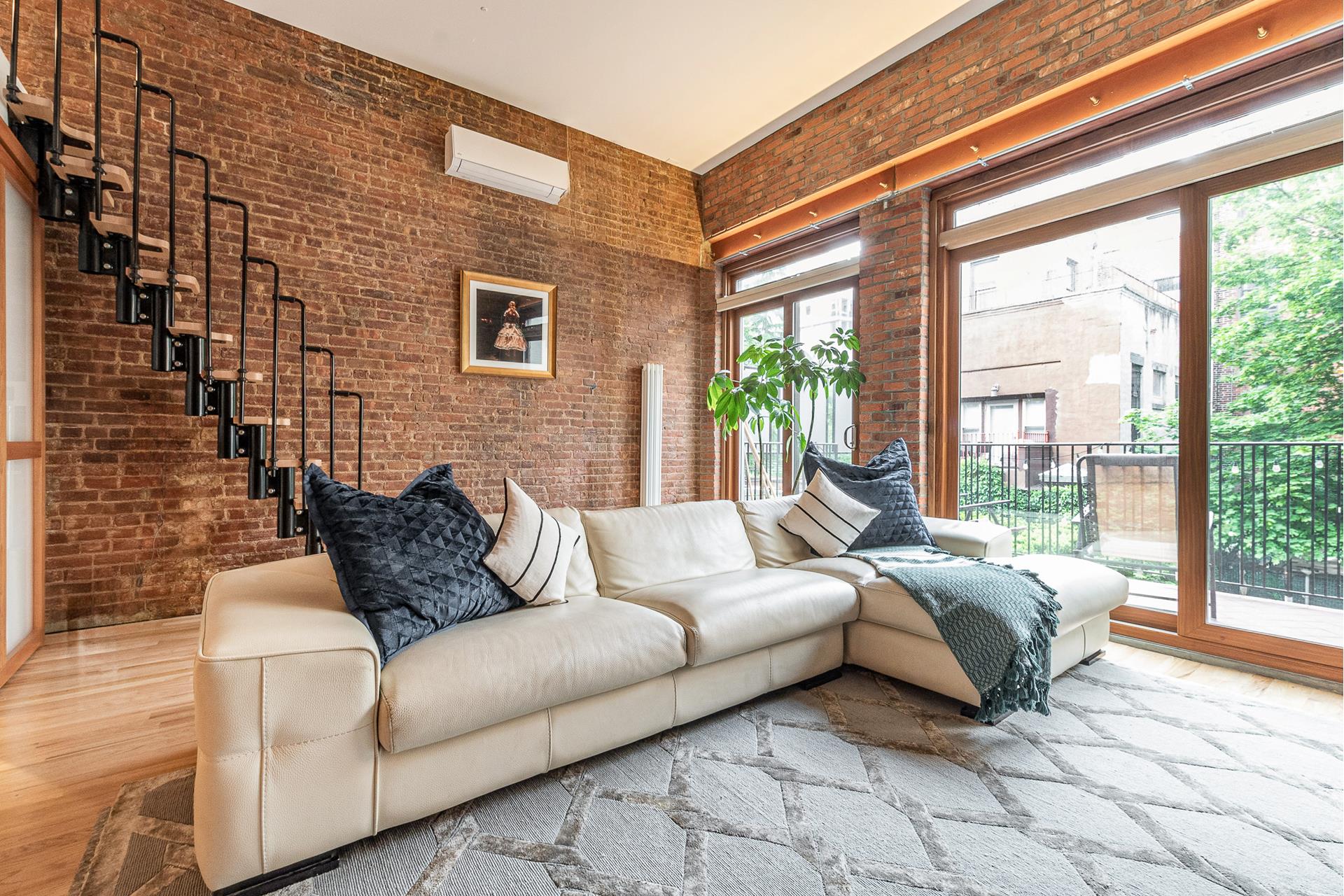 103 W 122ND Street