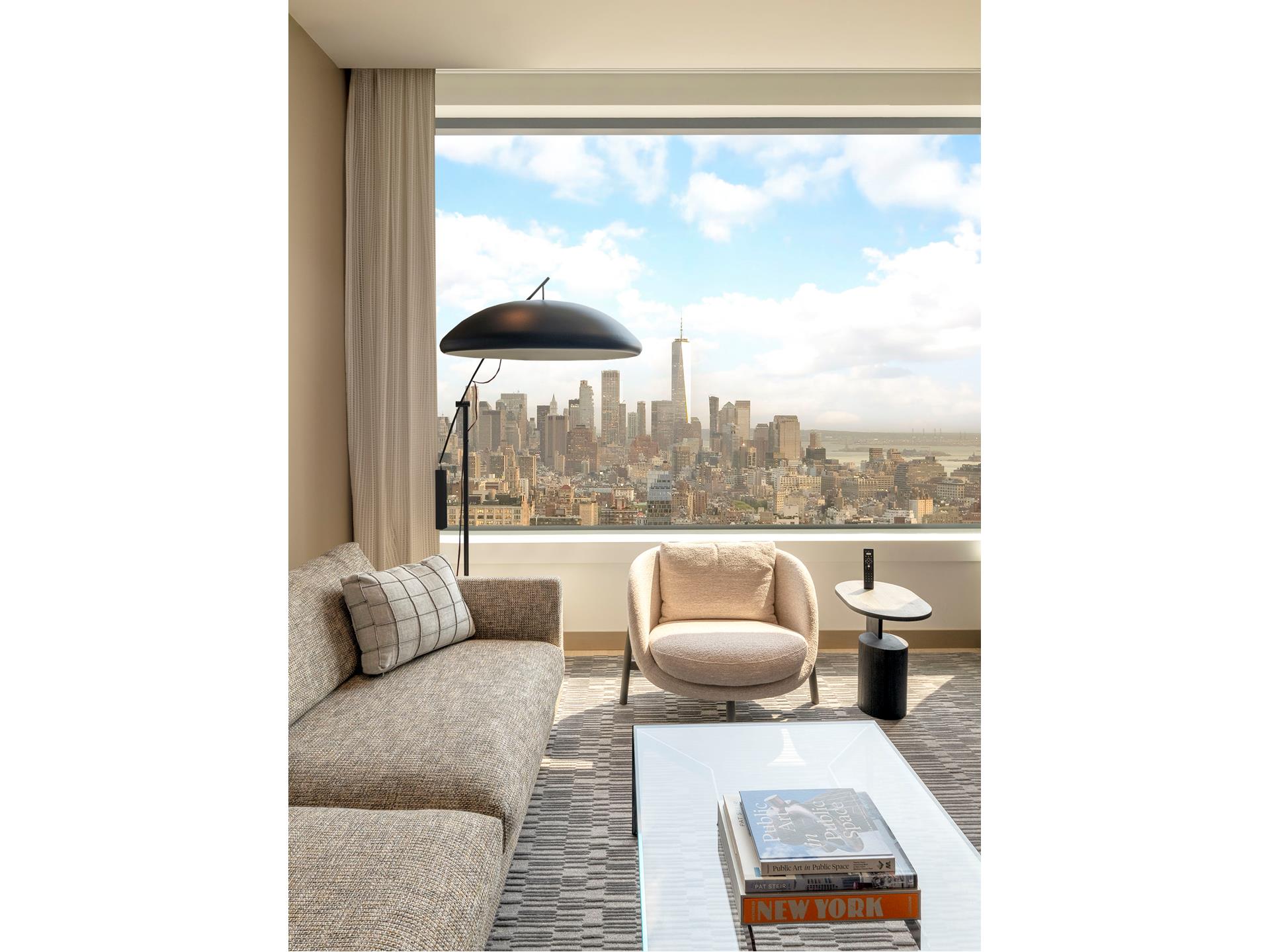 25 W 28TH Street PH40C