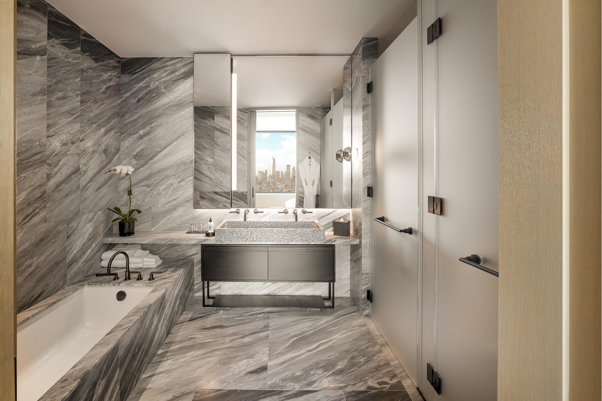 25 W 28TH Street PH40C