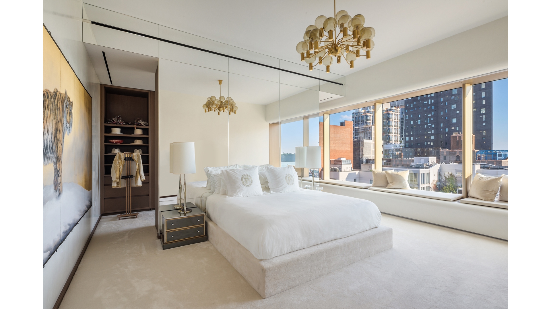 551 W 21ST Street 8B