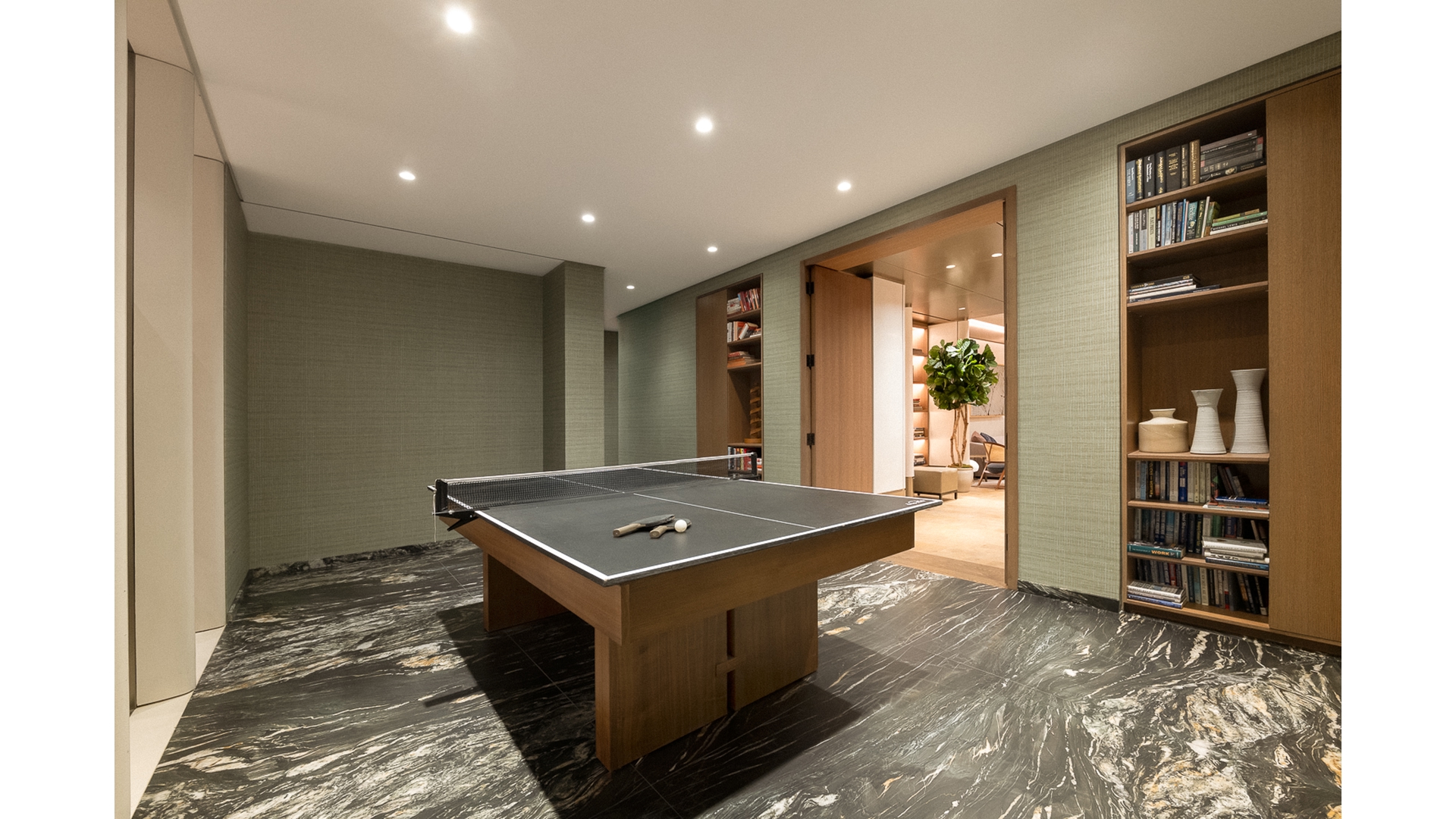 551 W 21ST Street 8B